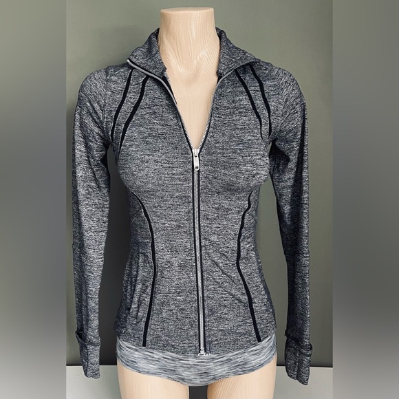 Lululemon Define Jacket Wing Mesh - Picture 3 of 12